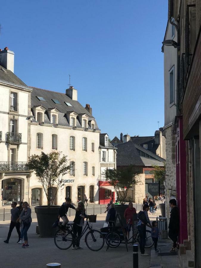 Appartement Au Coeur Du Quartier Historique Vannes Exteriör bild
