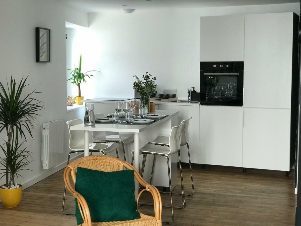 Appartement Au Coeur Du Quartier Historique Vannes Exteriör bild